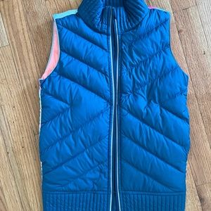 Ivivva girls size 6 down vest